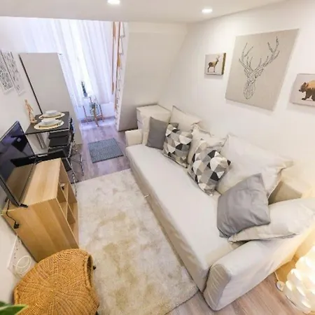 Lägenhet 1 Bedroom Flat In Nyar Str., *