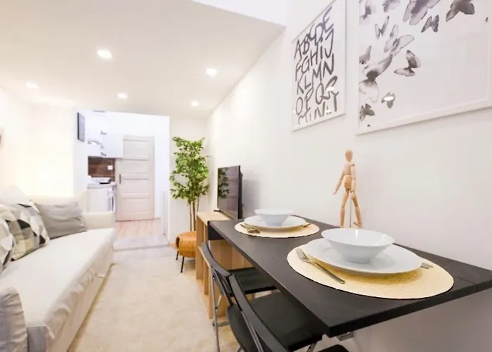 아파트 1 Bedroom Flat In Nyar Str., 부다페스트